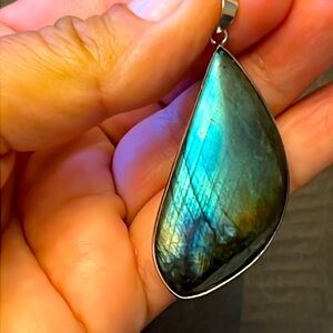 Labradorite Pendant GORGEOUS FLASH. It’s Big!